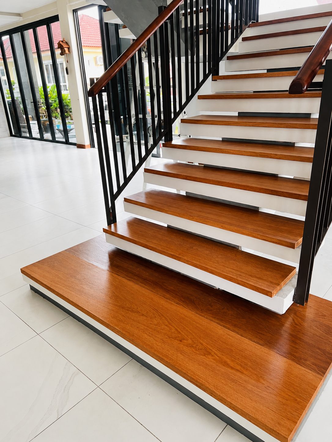 实木楼梯板订制 - Solid wood staircase Malaysia