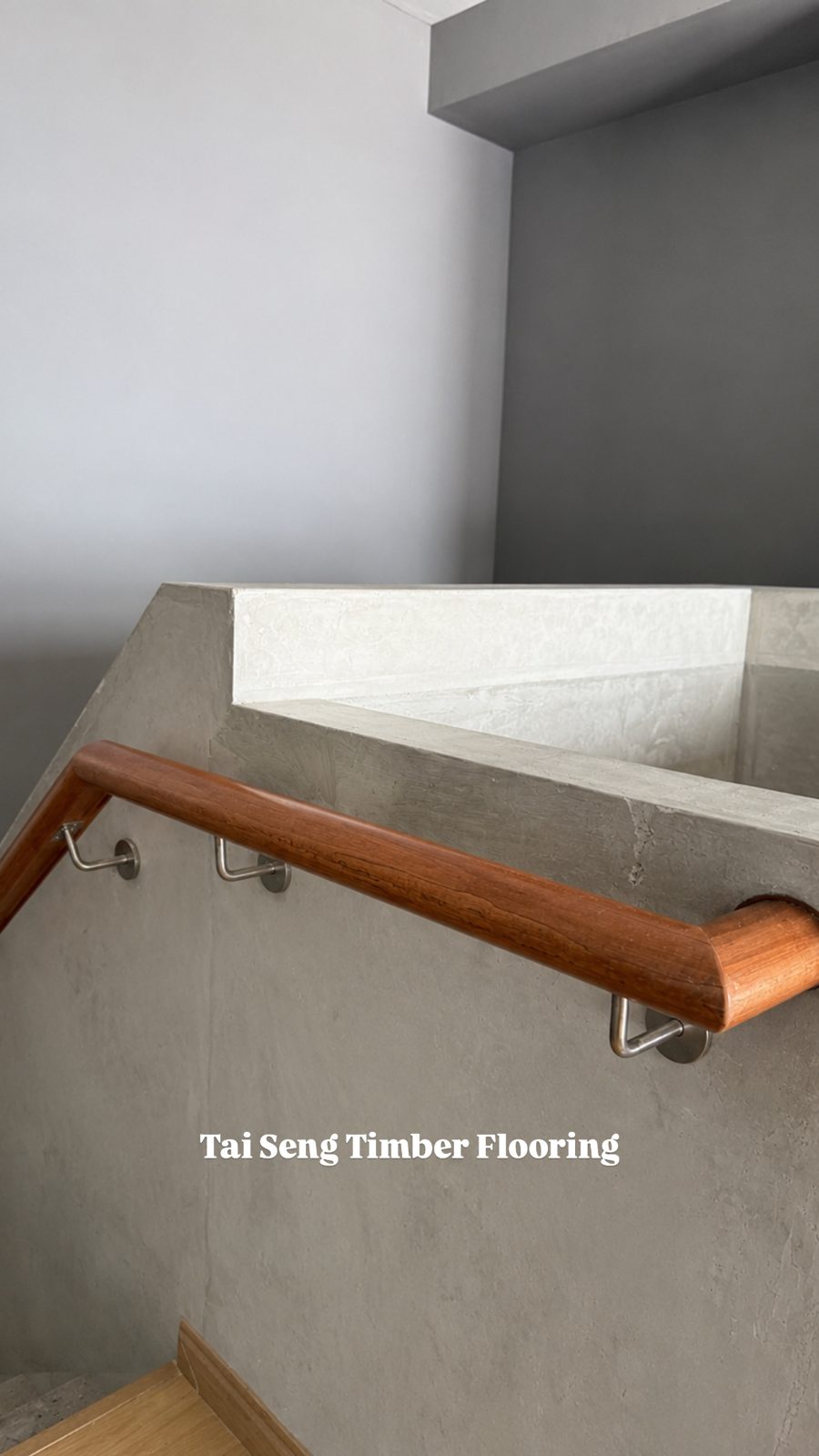 实木楼梯扶手订制 - Solid wood staircase handrail